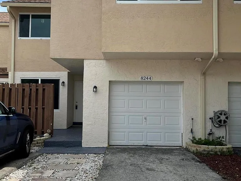 8244 NW 9th St #5 — Photo 1