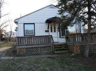 1569 Tyler St, Akron, OH 44307