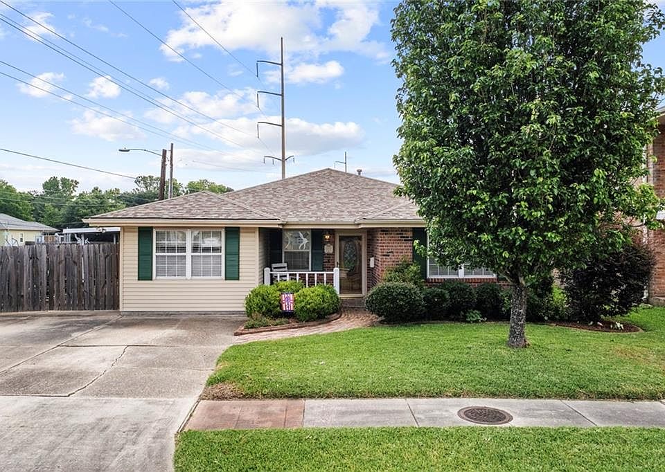 1st image of 2037 Belmont Pl