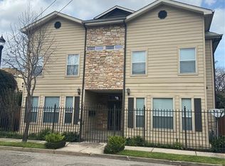 1501 Francis St APT B, Houston, TX 77004