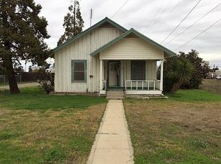 132 W Adams Ave, Fowler, CA 93625