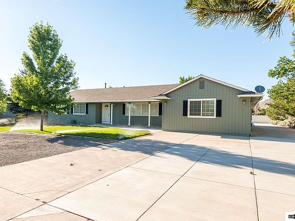 3rd image of 1368 Cathy Ln