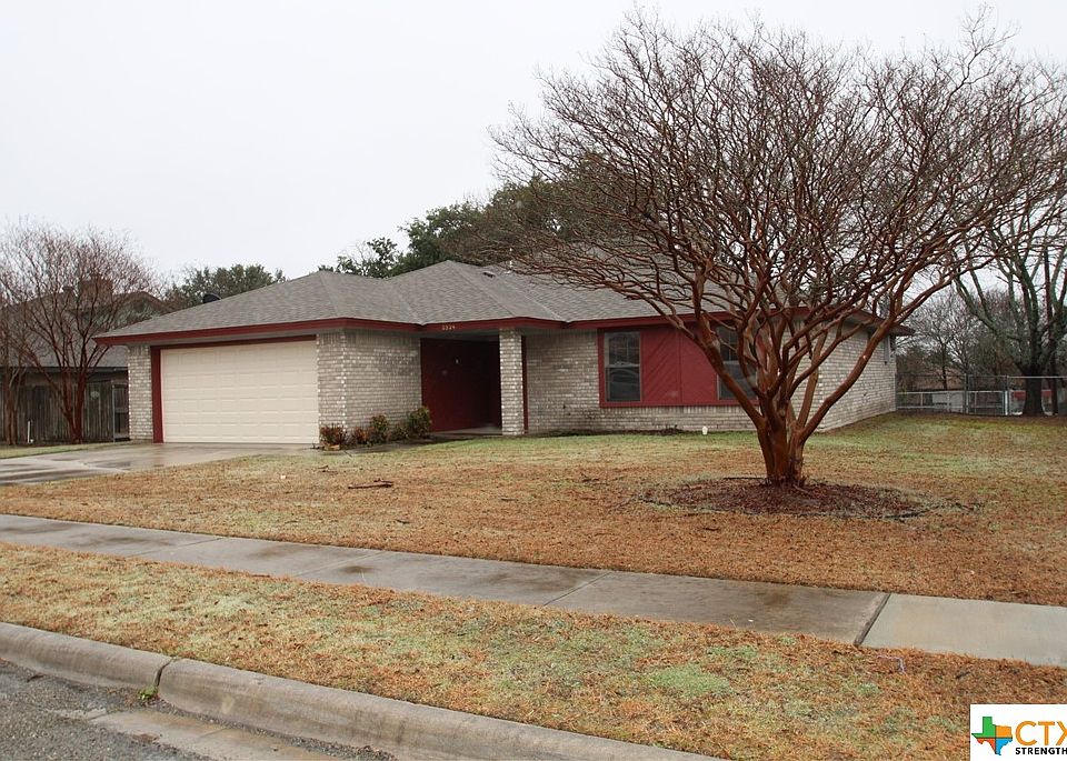 1st image of 2324 Tiffany Dr
