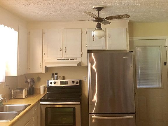 5th image of 6327 N Clearview Dr