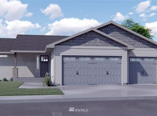 482 Sunny Brooke Ln, Chelan, WA 98816