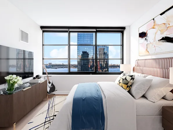 515 West 38th Street image 2 of 27