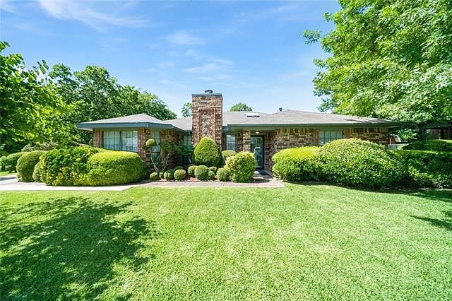 1st image of 7305 N Stone Meadow Cir