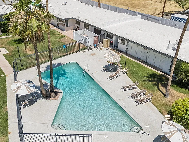 3308 E Camelback Rd — Photo 25