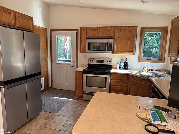 2nd image of 14988 Beaverdale Rd #2