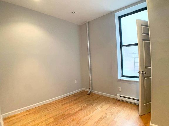 5th image of 350 Manhattan Ave #4