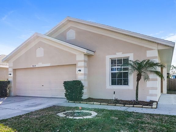 3rd image of 7517 Oxford Garden Cir
