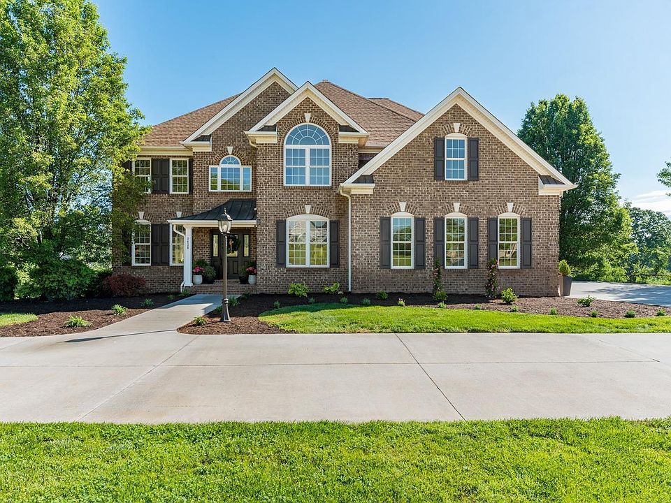 2428 Everett Rd, Forest, VA 24551 Zillow