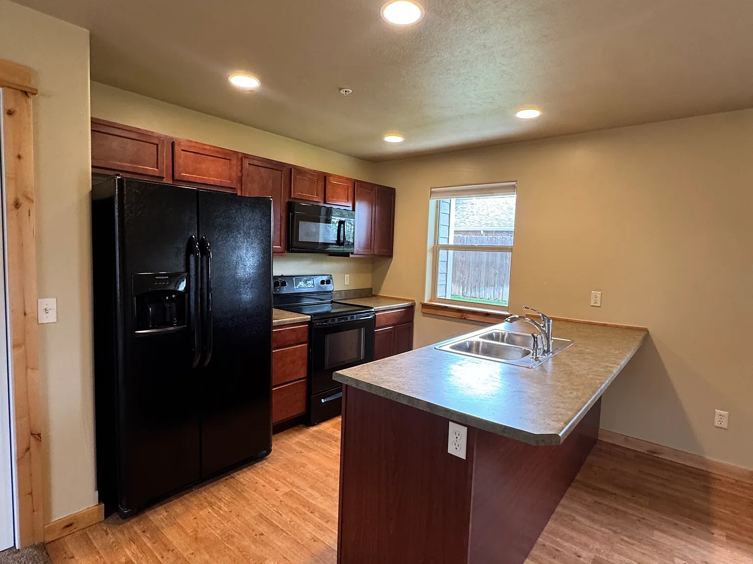 171 Talon Way — Photo 4