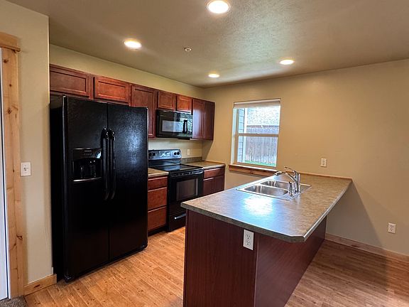 4th image of 171 Talon Way Unit A