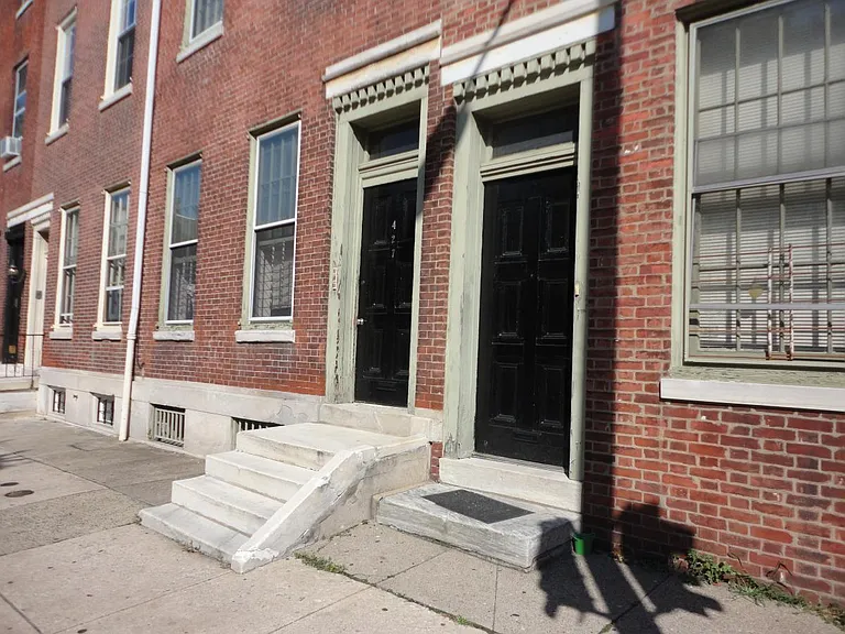 427 S 8th St — Photo 4
