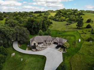 53573 Deacon Rd, Glenwood, IA 51534