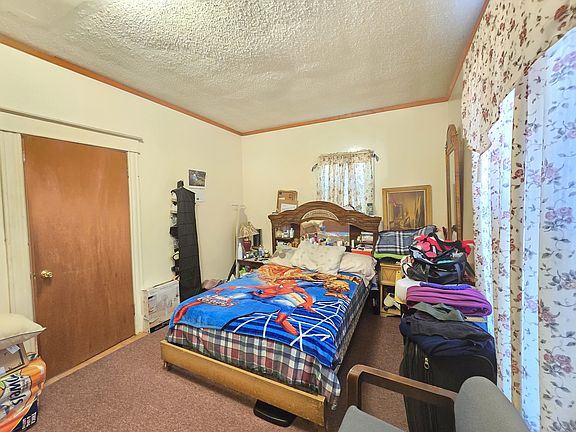 4th image of 670 S Martin Luther King Jr Ave