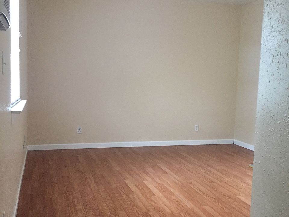 Upstairs bedroom