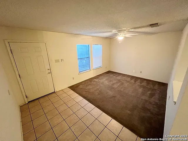 9629 Green Plain Dr — Photo 3