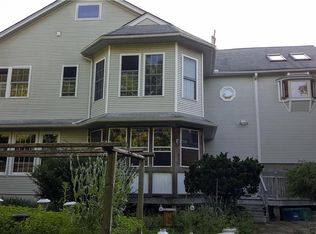 872 Manville Rd, Woonsocket, RI 02895