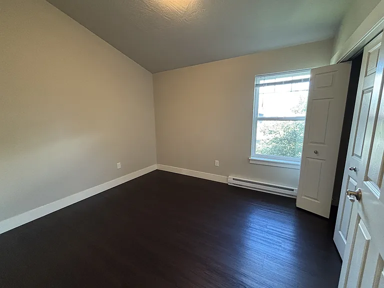 1725 S 3rd St W — Photo 53