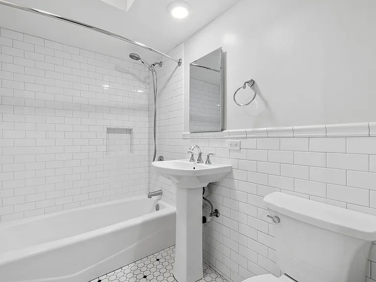 3820 Georgia St #8 — Photo 24