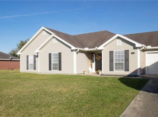 2736 Southern Ridge Rd, Lake Charles, LA 70607