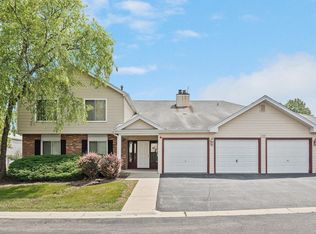 7030 Rhodes Ct #5-102, Woodridge, IL 60517