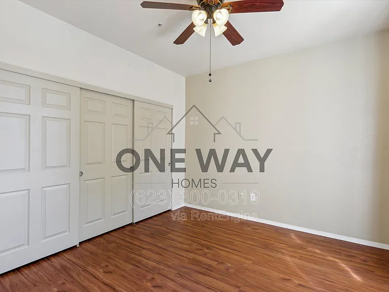 10136 E Southern Ave — Photo 16