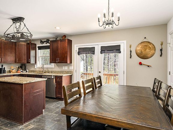 5th image of 266 Swift Run Rd