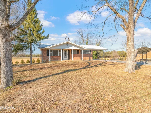215 Fowler St, Vonore, TN 37885