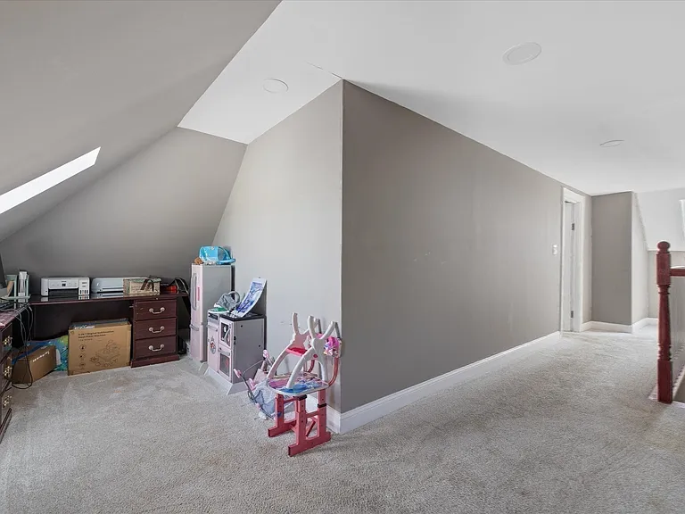 30 Church St #1 — Photo 17