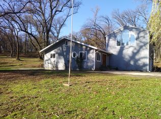 15842 Auburn Rd, Grass Valley, CA 95949