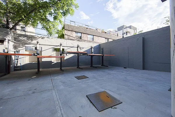 Rented by Brooklyn Group | media 61