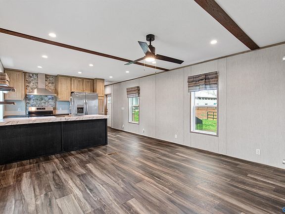 5th image of 1038 New Market Rd