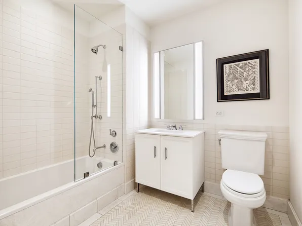 100 Barclay Street image 13 of 31