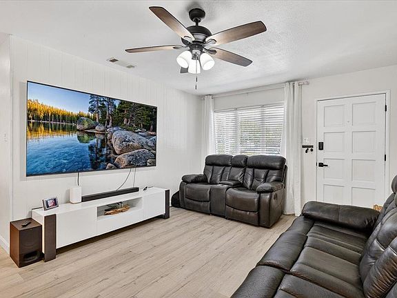 4th image of 3097 W Sussex Way
