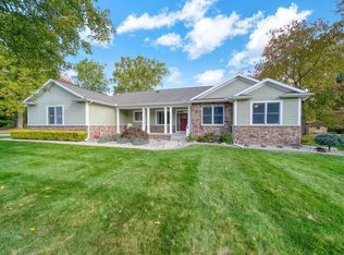 1108 N River Ct, Tecumseh, MI 49286