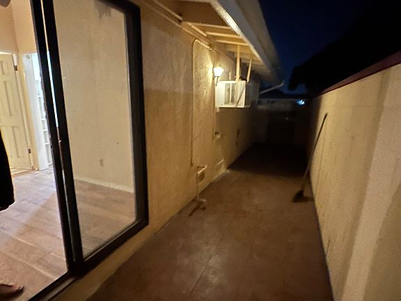4th image of 1746 W Southgate Ave #1