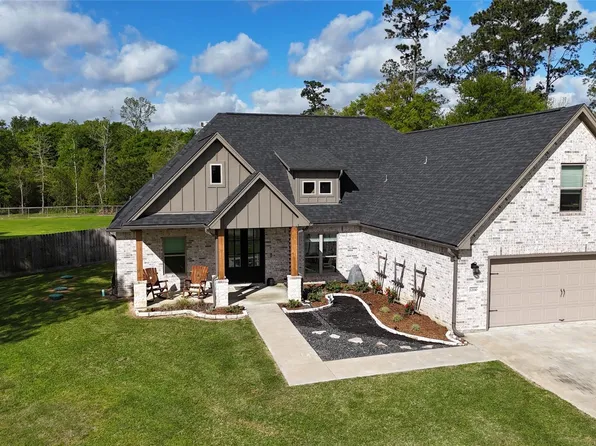 12110 Woodland Dr, Beaumont, TX 77705