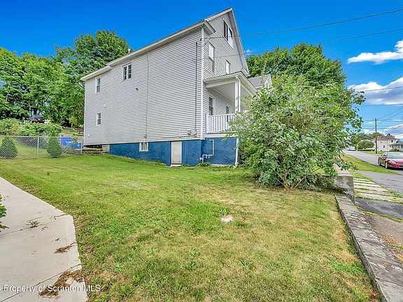 5th image of 2117 S Webster Ave