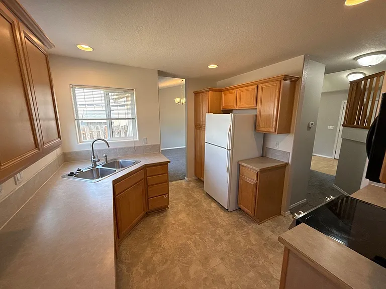4105 Windy Ave NE — Photo 15