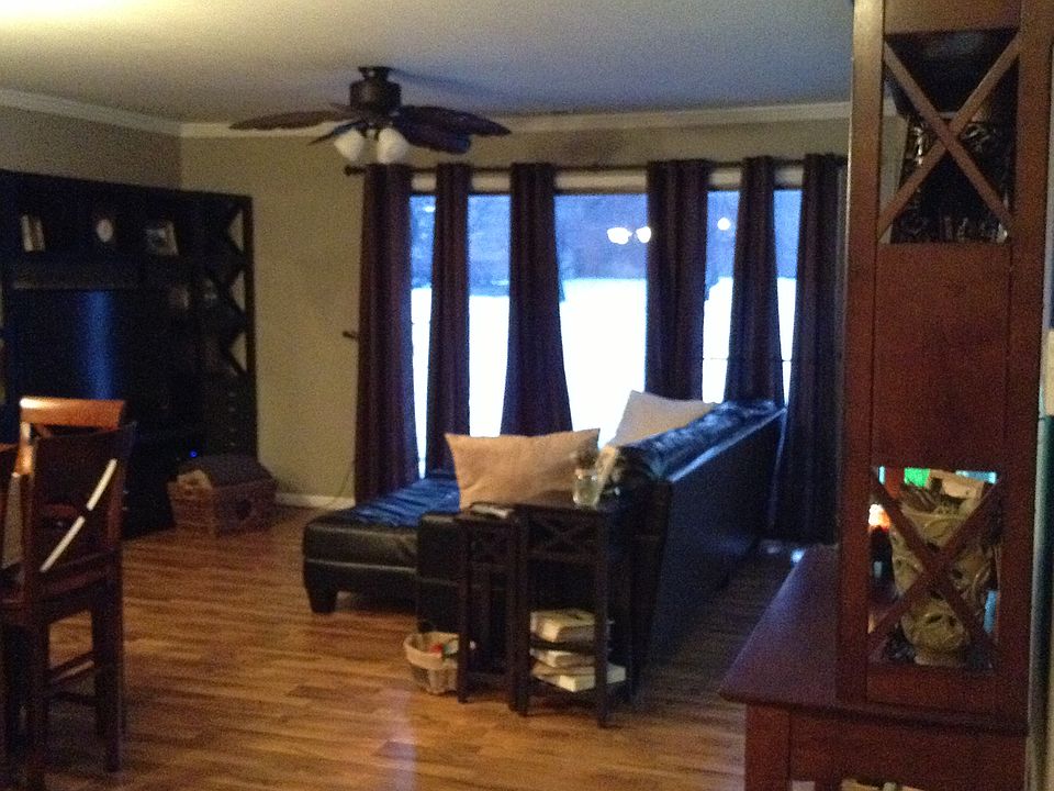 1st image of 925 N Sterling Ave Unit 119