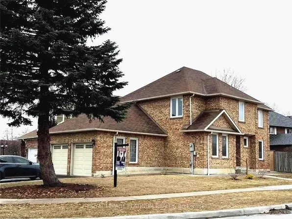 63 Lord Simcoe Dr, Brampton, ON L6S 5G7