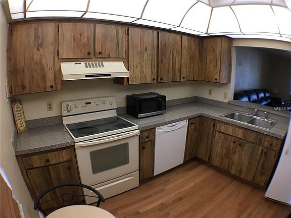 4th image of 2400 Winding Creek Blvd APT 04-202