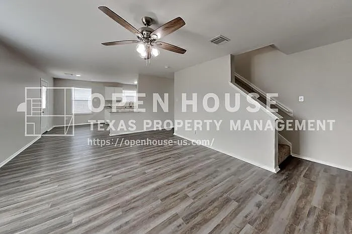 1806 Usher Ct — Photo 5
