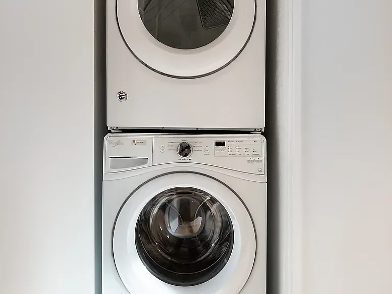 226 E 22nd St #5 — Photo 8