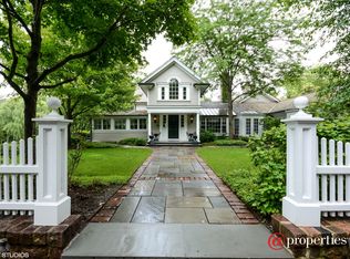 25309 W Scott Rd, Barrington, IL 60010