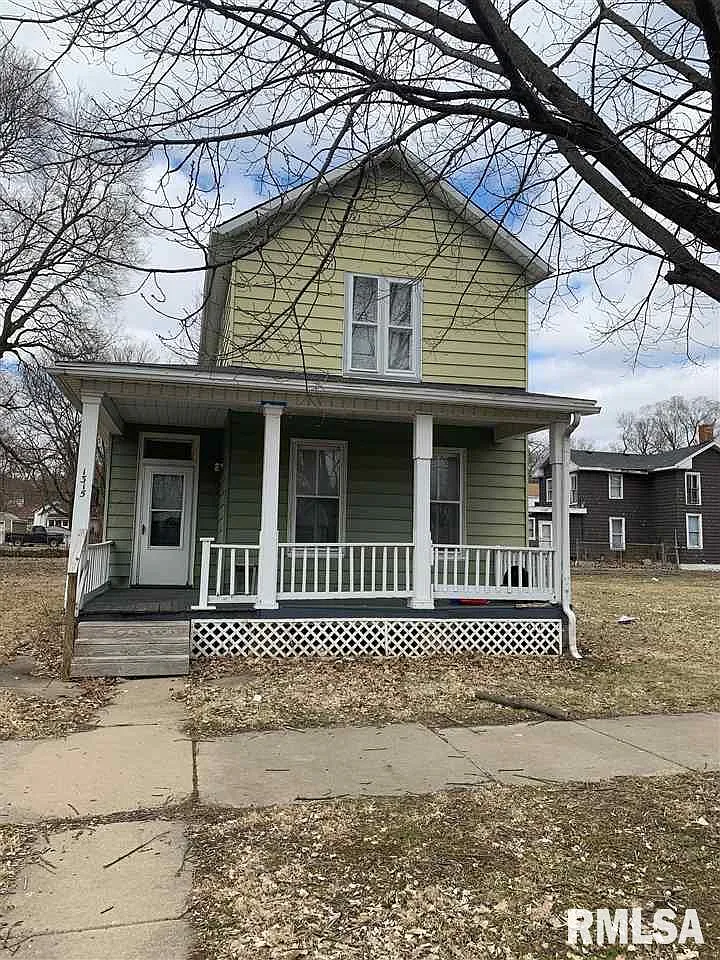 1315 NE Monroe St photo 1