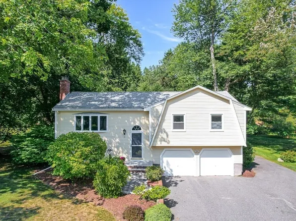 14 Aqueduct Rd, Wayland, MA 01778